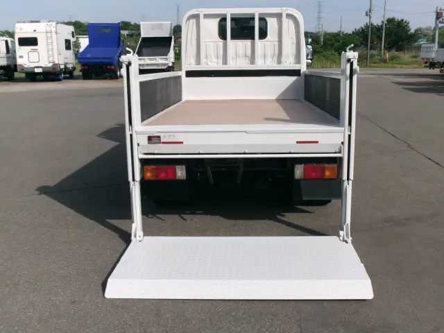 日野 デュトロ 2KG-XZU675M(4WD)の写真12