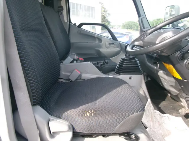 日野 デュトロ 2KG-XZU675M(4WD)の写真33