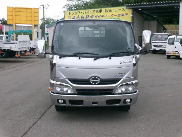 日野 デュトロ TKG-XZU675M(4WD)の写真2