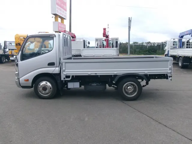 日野 デュトロ TKG-XZU675M(4WD)の写真4