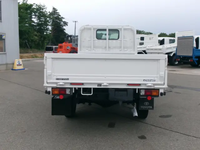 トヨタ ダイナ LDF-KDY281(4WD)の写真6
