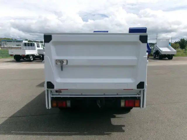 いすゞ エルフ TRG-NHS85A(4WD)の写真6