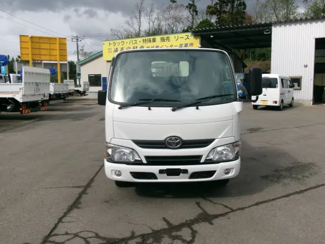 トヨタ ダイナ LDF-KDY281(4WD)の写真2