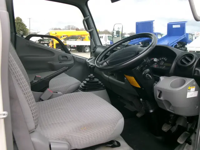 トヨタ ダイナ LDF-KDY281(4WD)の写真19