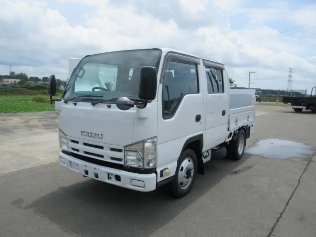 いすゞ エルフ TKG-NHS85A(4WD)の写真1