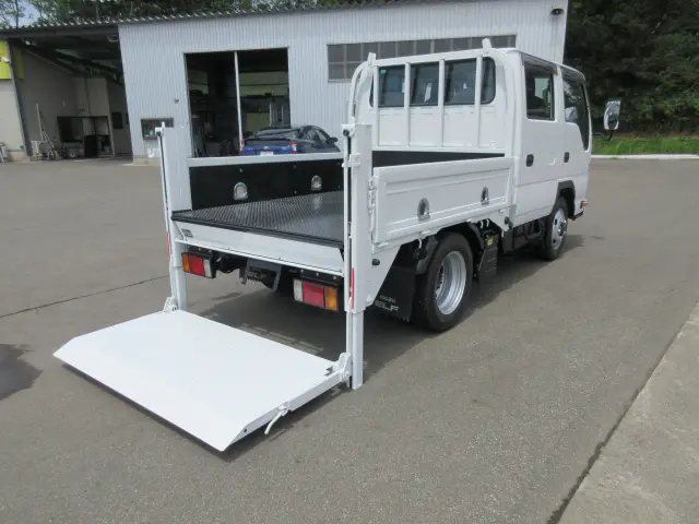 いすゞ エルフ TKG-NHS85A(4WD)の写真11