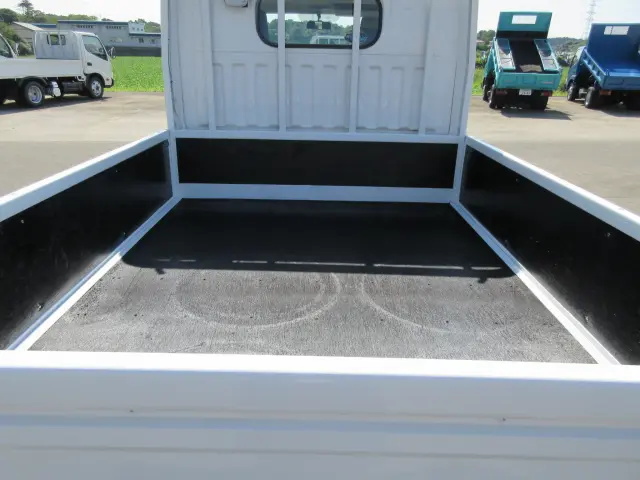 日産 アトラス SDG-SZ5F24(4WD)の写真9