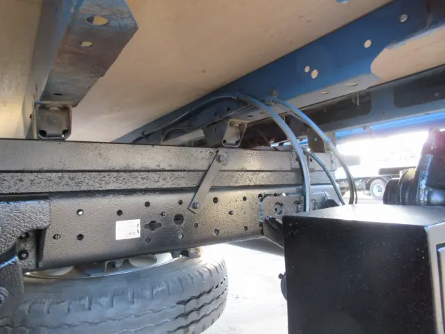 日野 デュトロ TKG-XZU695M(4WD)の写真21