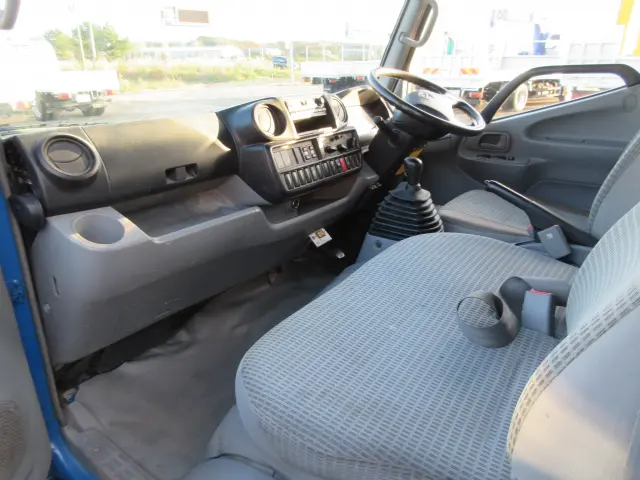 日野 デュトロ TKG-XZU695M(4WD)の写真22