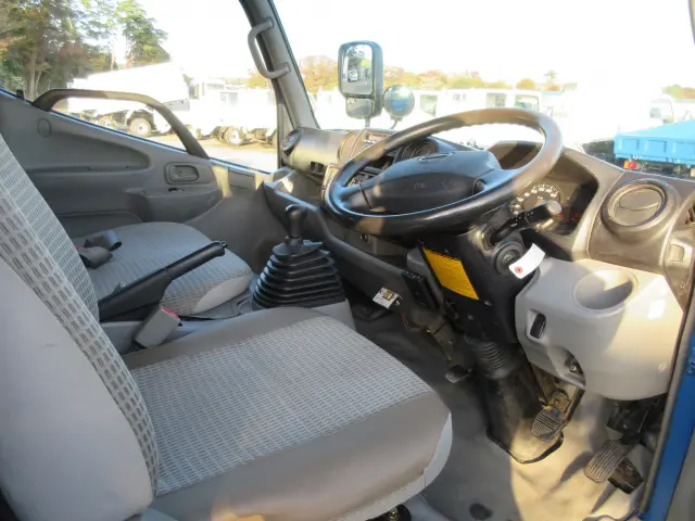 日野 デュトロ TKG-XZU695M(4WD)の写真23