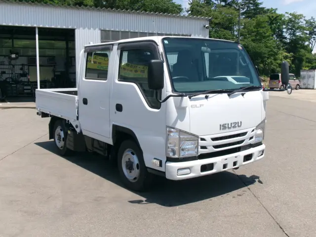 いすゞ エルフ TRG-NHS85A(4WD)の写真3