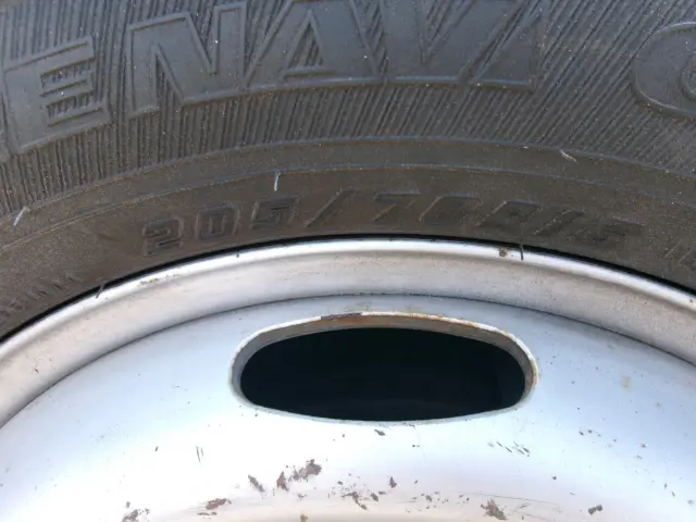 いすゞ エルフ TRG-NHS85A(4WD)の写真29