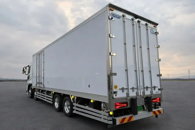 三菱 スーパーグレート 2PG-FS85HWZ(8x4)の写真5