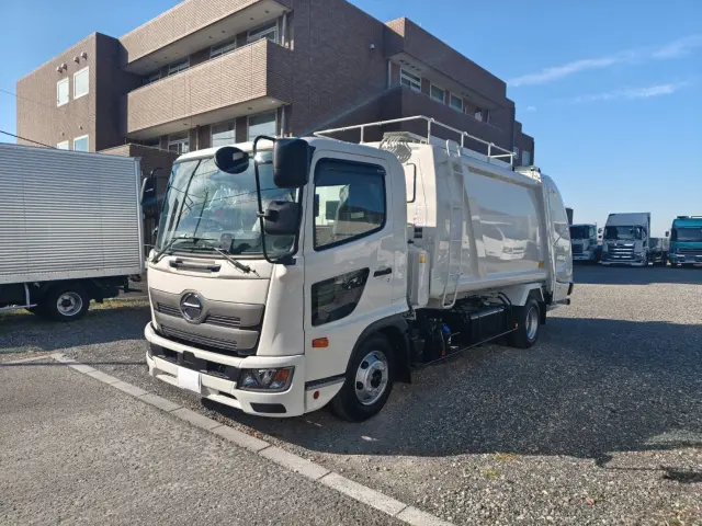 日野 レンジャー 2PG-FC2ABA(2WD)の写真1