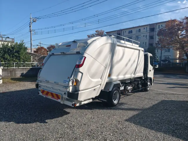 日野 レンジャー 2PG-FC2ABA(2WD)の写真3