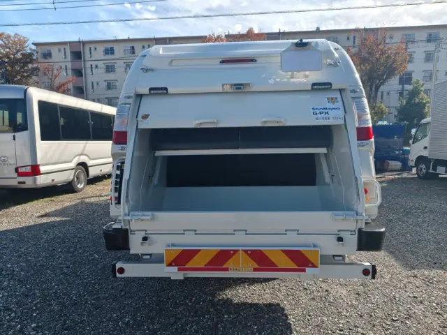 日野 レンジャー 2PG-FC2ABA(2WD)の写真6