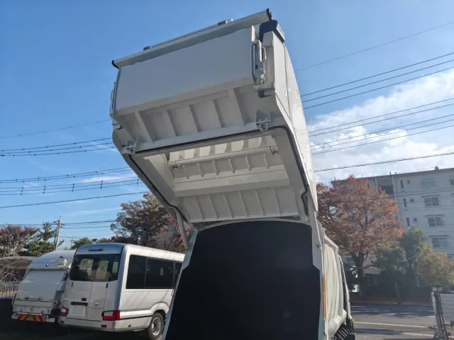 日野 レンジャー 2PG-FC2ABA(2WD)の写真8