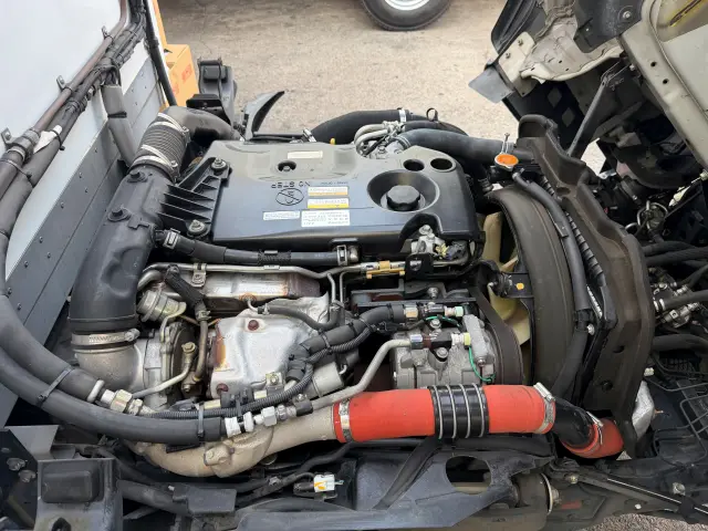 いすゞ エルフ TPG-NKR85ANの写真38