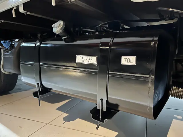 三菱 キャンター TPG-FBA00(2WD)の写真21