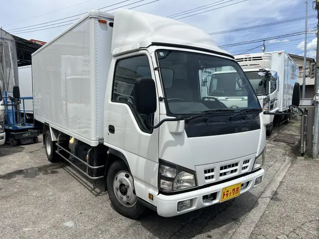 いすゞ エルフ PB-NKR81ANの写真2