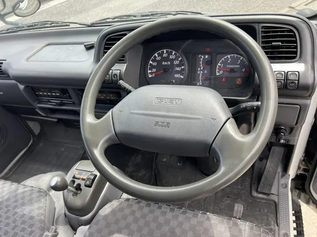 いすゞ エルフ PB-NKR81ANの写真15