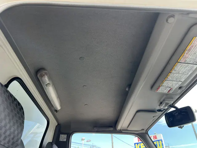 いすゞ エルフ PB-NKR81ANの写真17