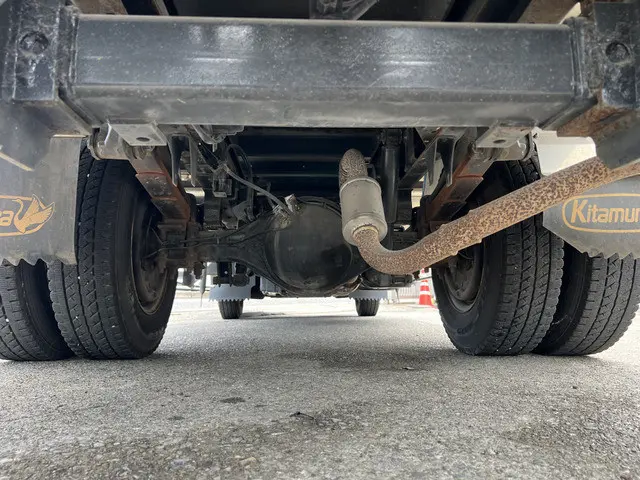 いすゞ エルフ PB-NKR81ANの写真30