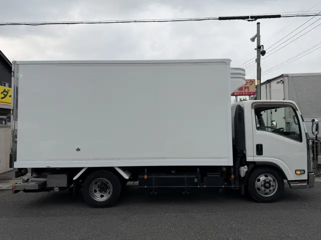 いすゞ エルフ TPG-NPR85AN(2WD)の写真4