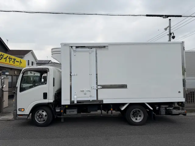 いすゞ エルフ TPG-NPR85AN(2WD)の写真5