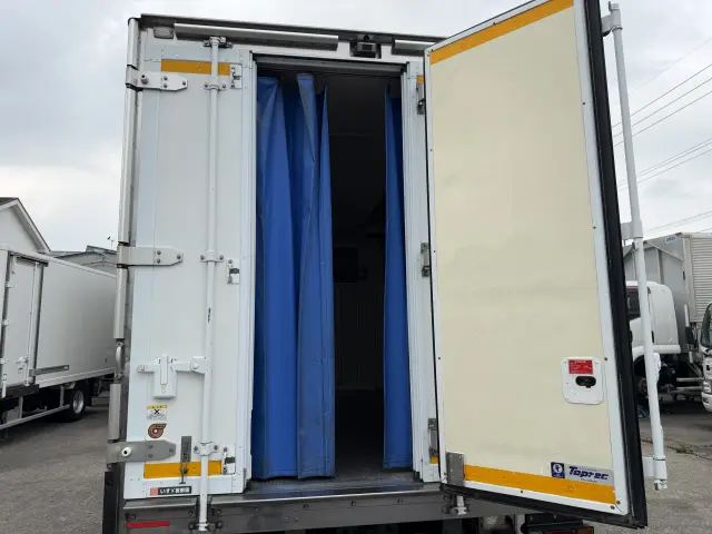 いすゞ エルフ TPG-NPR85AN(2WD)の写真8