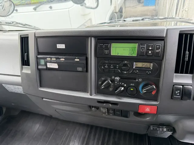 いすゞ エルフ TPG-NPR85AN(2WD)の写真20
