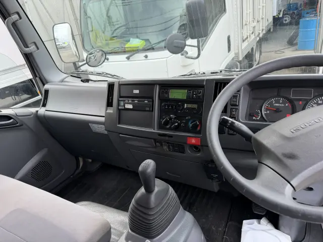 いすゞ エルフ TPG-NPR85AN(2WD)の写真22
