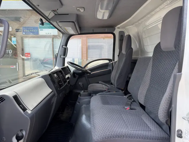 いすゞ エルフ TPG-NPR85AN(2WD)の写真25