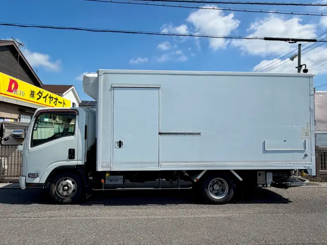 いすゞ エルフ TPG-NPR85AN(2WD)の写真4