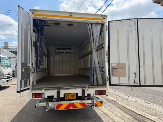 いすゞ エルフ TPG-NPR85AN(2WD)の写真9