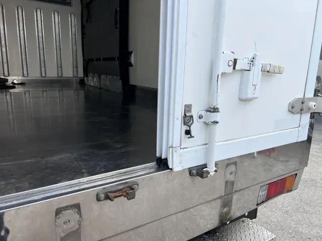 日野 デュトロ TKG-XZC645M(2WD)の写真8