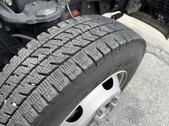 いすゞ エルフ 2RG-NPR88AN(2WD)の写真19