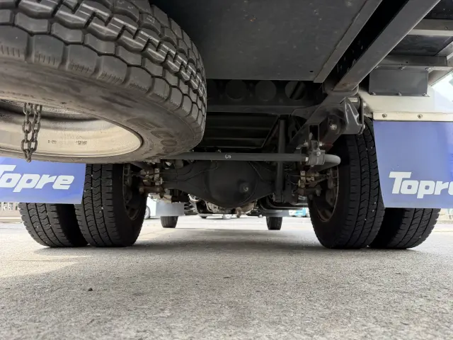 いすゞ エルフ 2RG-NPR88AN(2WD)の写真25