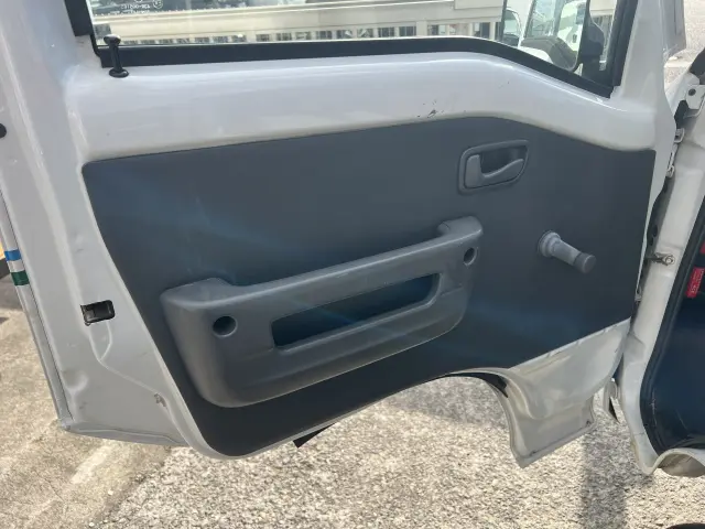 スバル サンバー バン EBD-TV1(2WD)の写真14