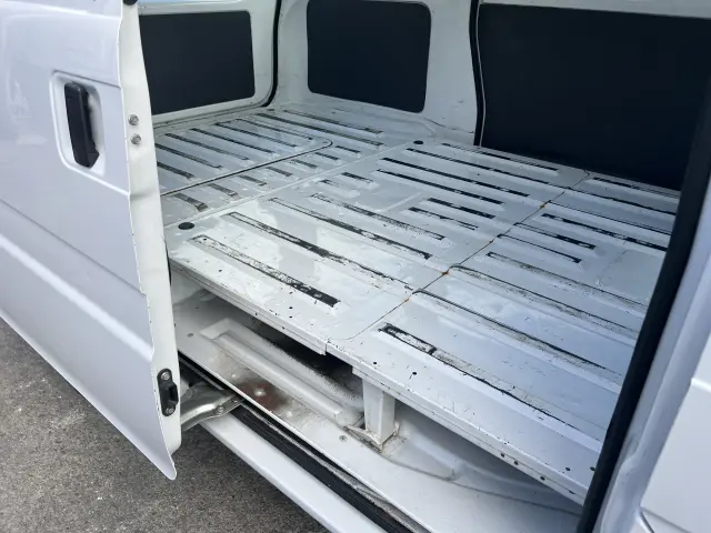 スバル サンバー バン EBD-TV1(2WD)の写真22