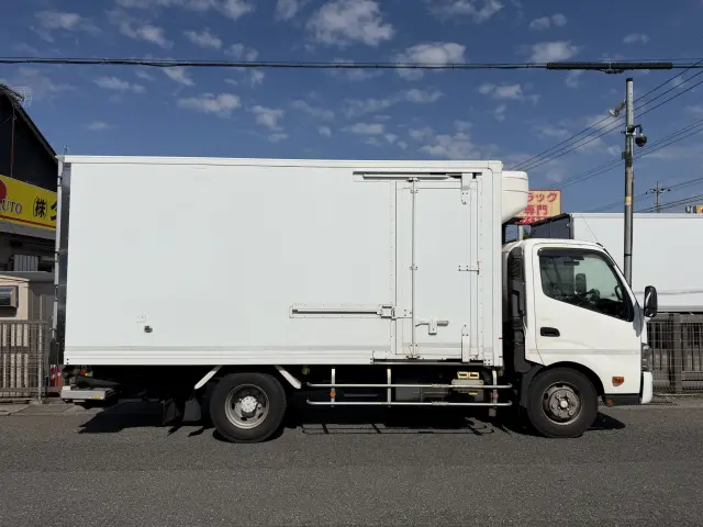 日野 デュトロ TPG-XZU712M(2WD)の写真3