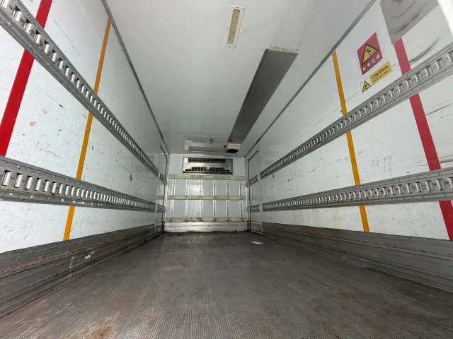 日野 デュトロ TPG-XZU712M(2WD)の写真6