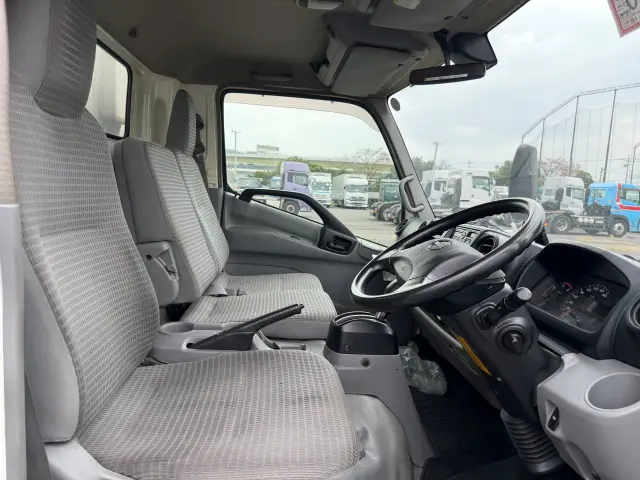 日野 デュトロ TPG-XZU712M(2WD)の写真12