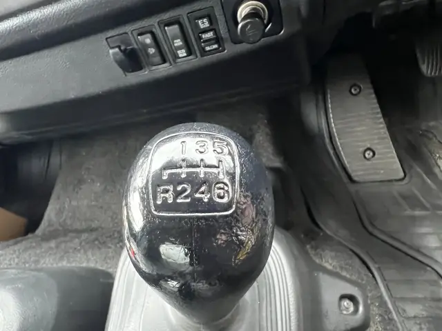 いすゞ フォワード 2PG-FRR90T2(2WD)の写真22