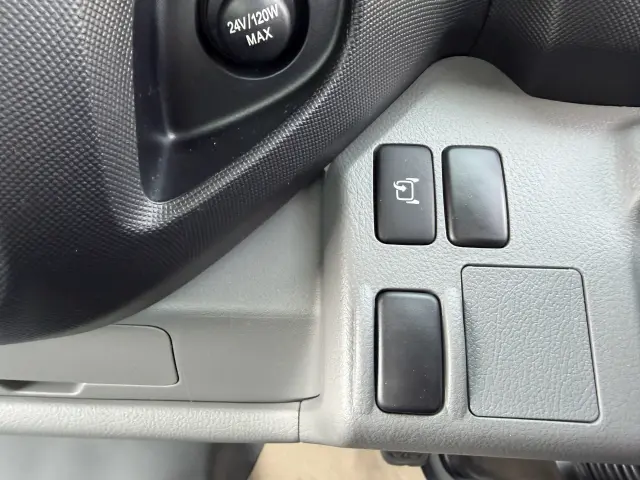 日野 デュトロ 2WG-XZU713M(2WD)の写真20