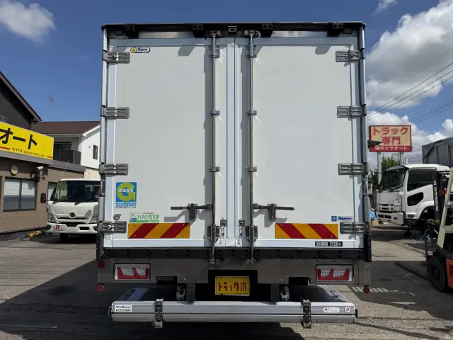 いすゞ フォワード TKG-FRR90T2(2WD)の写真3