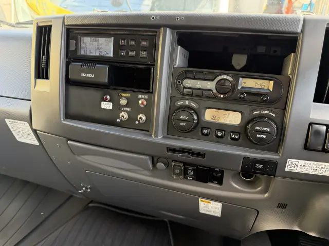 いすゞ フォワード TKG-FRR90T2(2WD)の写真18