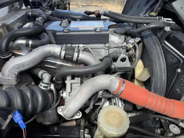 いすゞ フォワード TKG-FRR90T2(2WD)の写真30