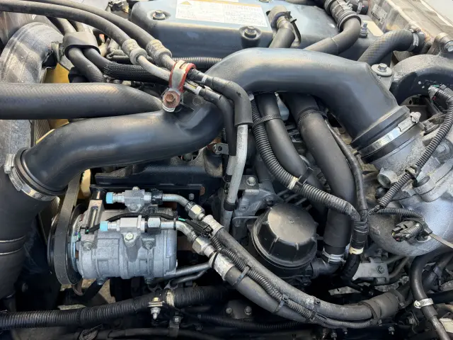 いすゞ フォワード TKG-FRR90T2(2WD)の写真32