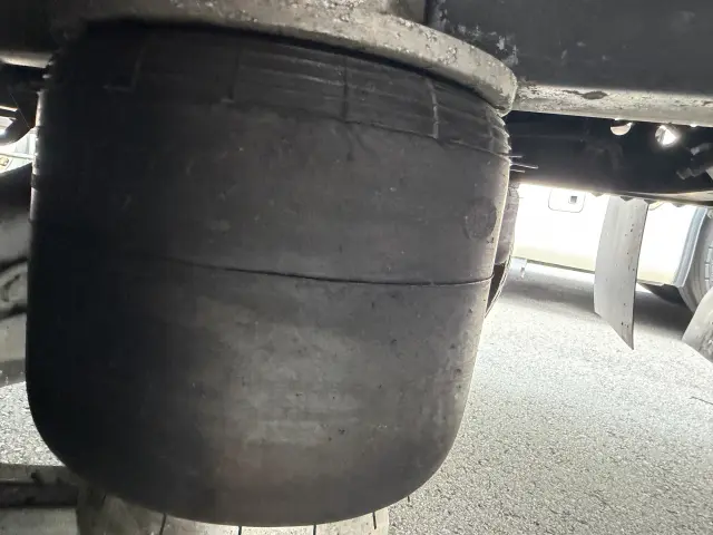 いすゞ フォワード TKG-FRR90T2(2WD)の写真34